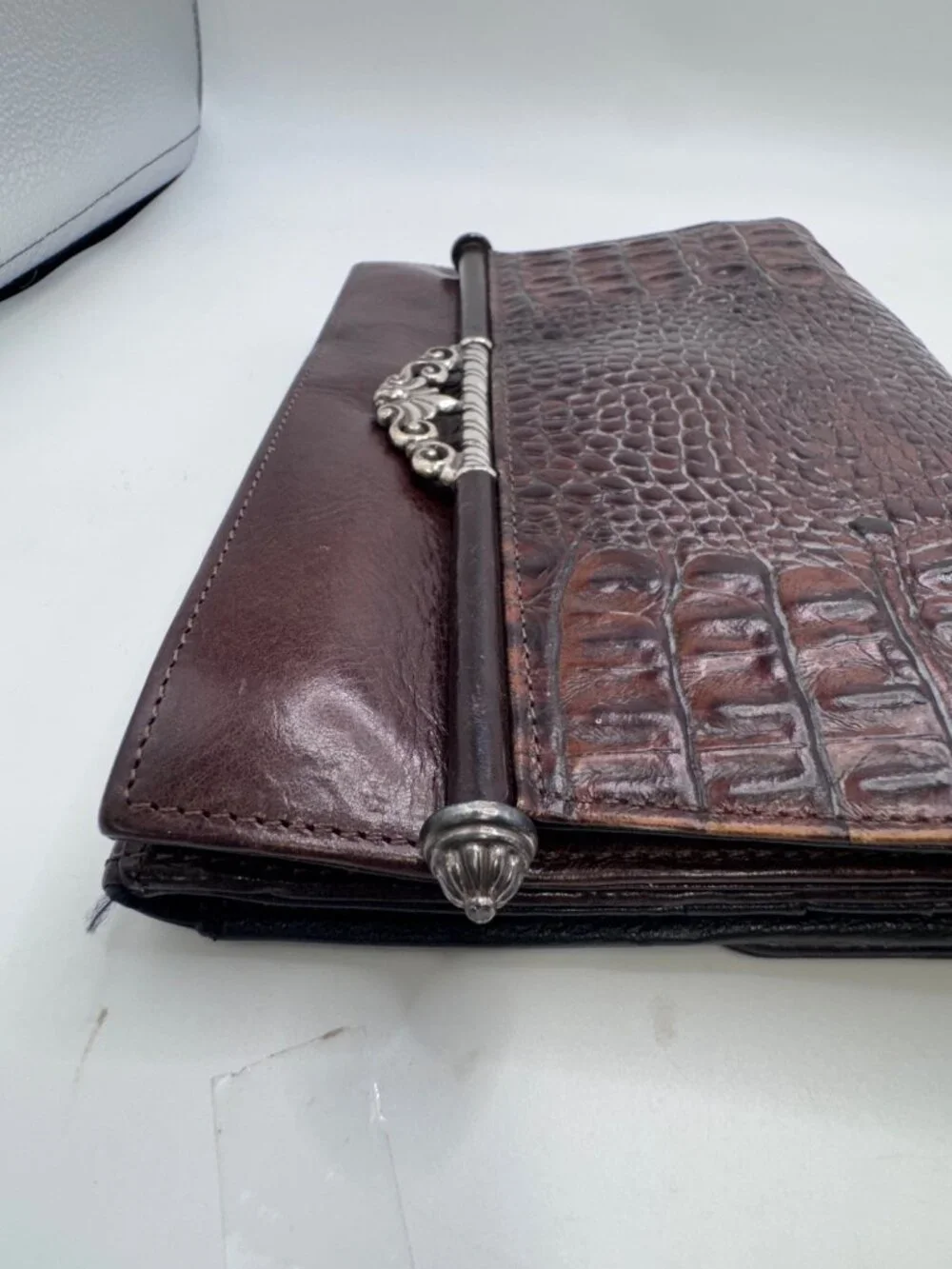 Vintage Brighton Brown Leather Crocodile Embossed Clutch Purse Wallet Silver Ton